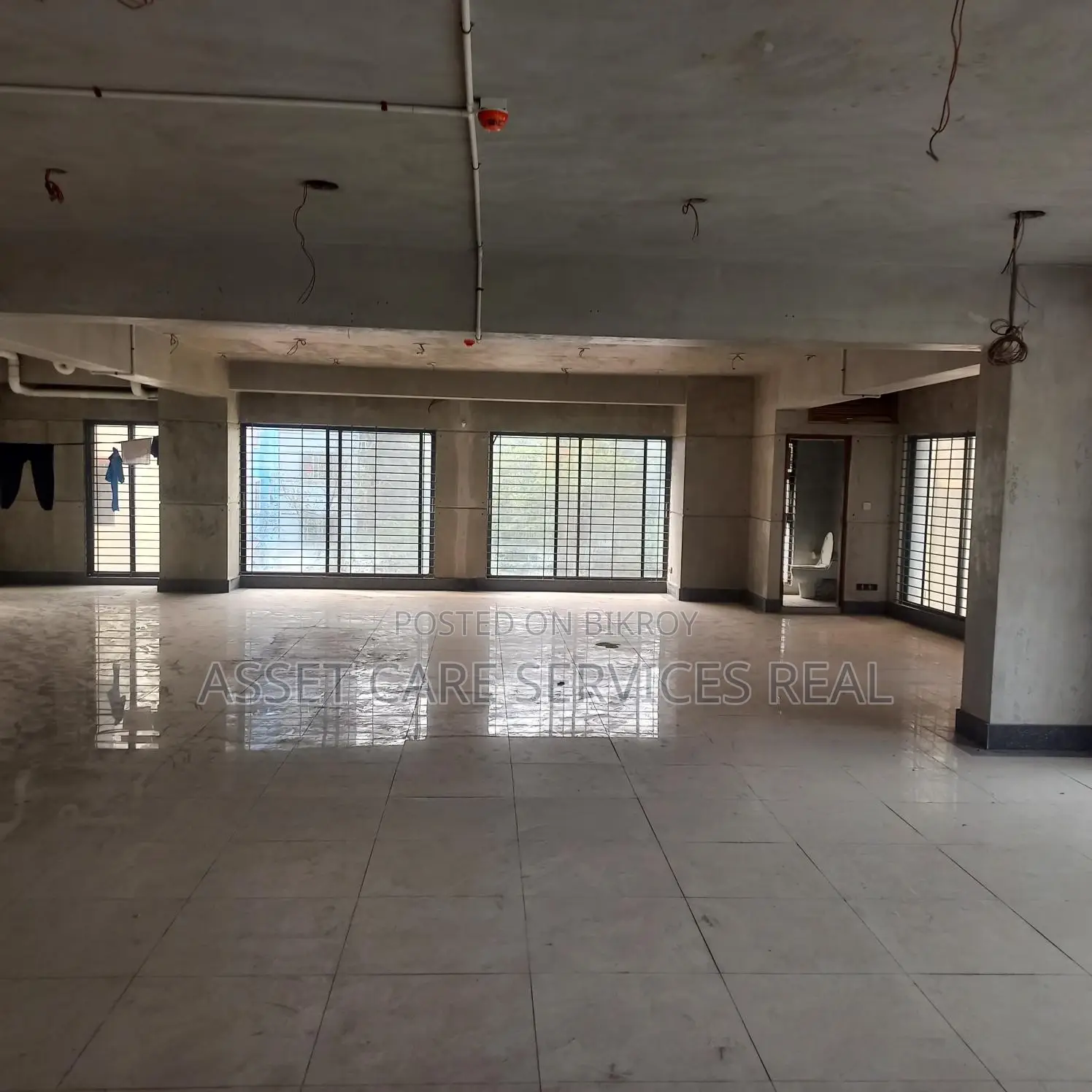 3200 Sqft Commercial Space For Rent @ Gulshan 2 in Gulshan