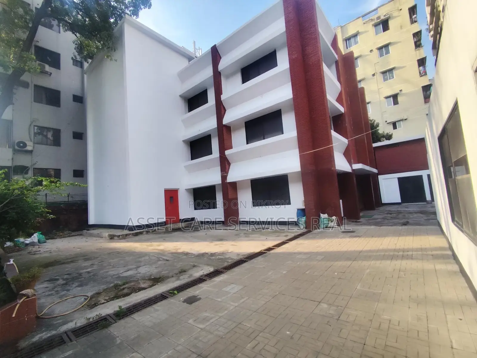 8000-Sqft Beautiful Independent House Rent In Banani in Banani