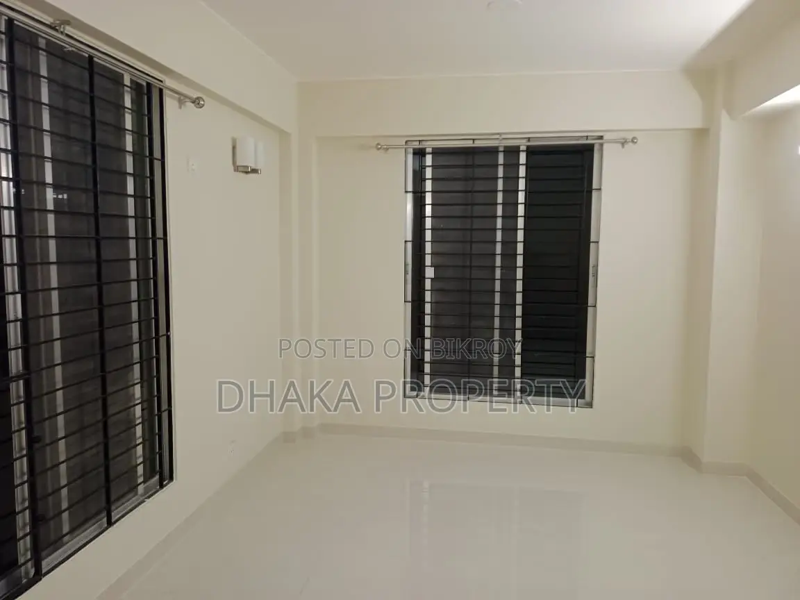 Un Furnished Nice Apartment Rent in Banani in Banani