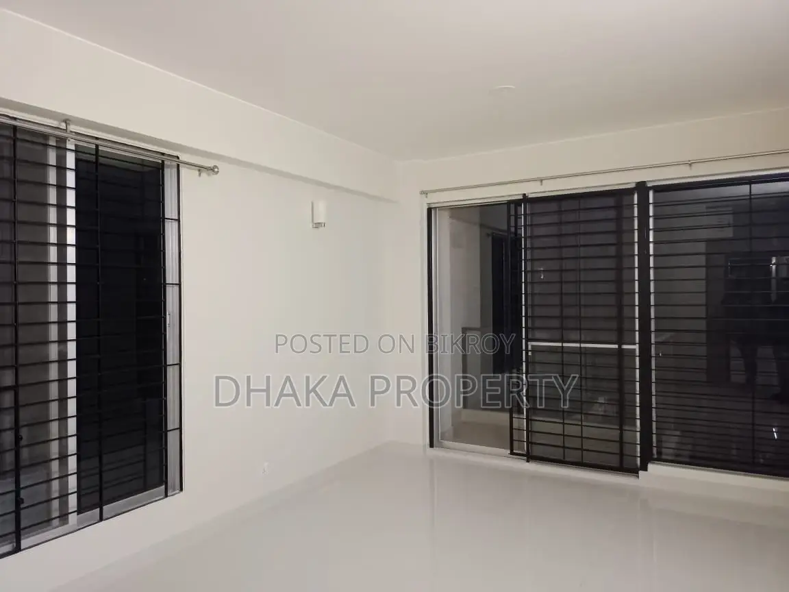 Un Furnished Nice Apartment Rent in Banani in Banani