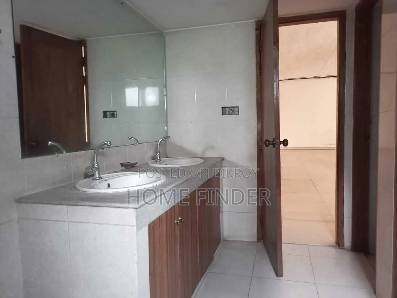 8500 SqFt Commercial Property For Rent In GULSHAN 2 Circle in Gulshan