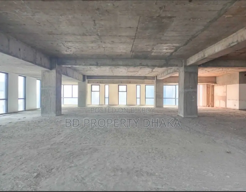8400 Sqft Open Commercial Space for Rent in Gulshan Avenue in Gulshan