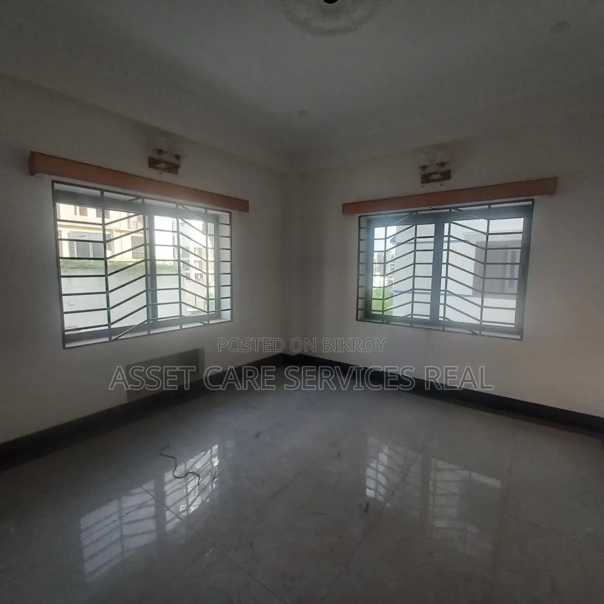 3500 Sqft Office Space for Rent @ Gulshan 1. in Gulshan