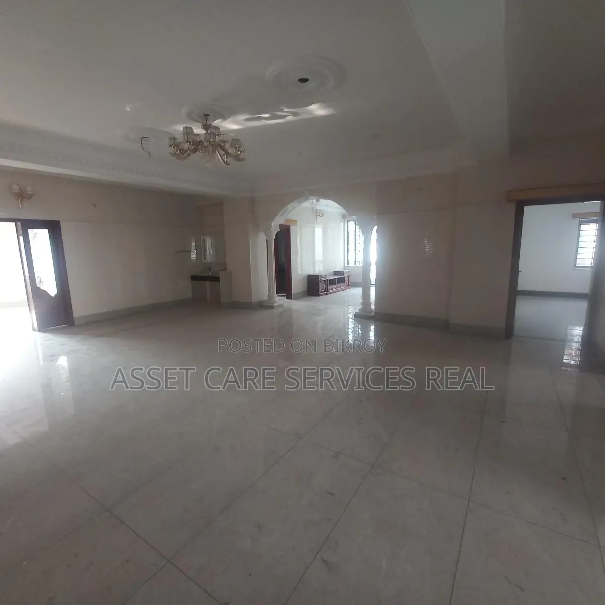 3500 Sqft Office Space for Rent @ Gulshan 1. in Gulshan