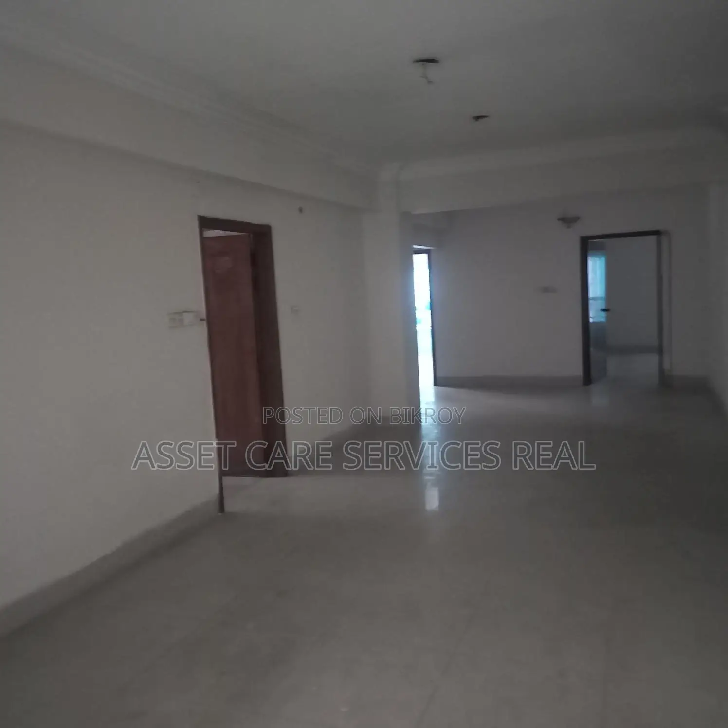 3500 Sqft Office Space for Rent @ Gulshan 1. in Gulshan