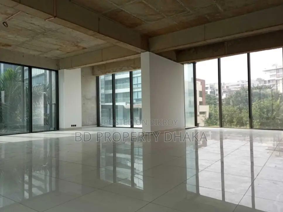 2800 Sqft Nice open Commercial Space Rent In Gulshan Avenue in Gulshan