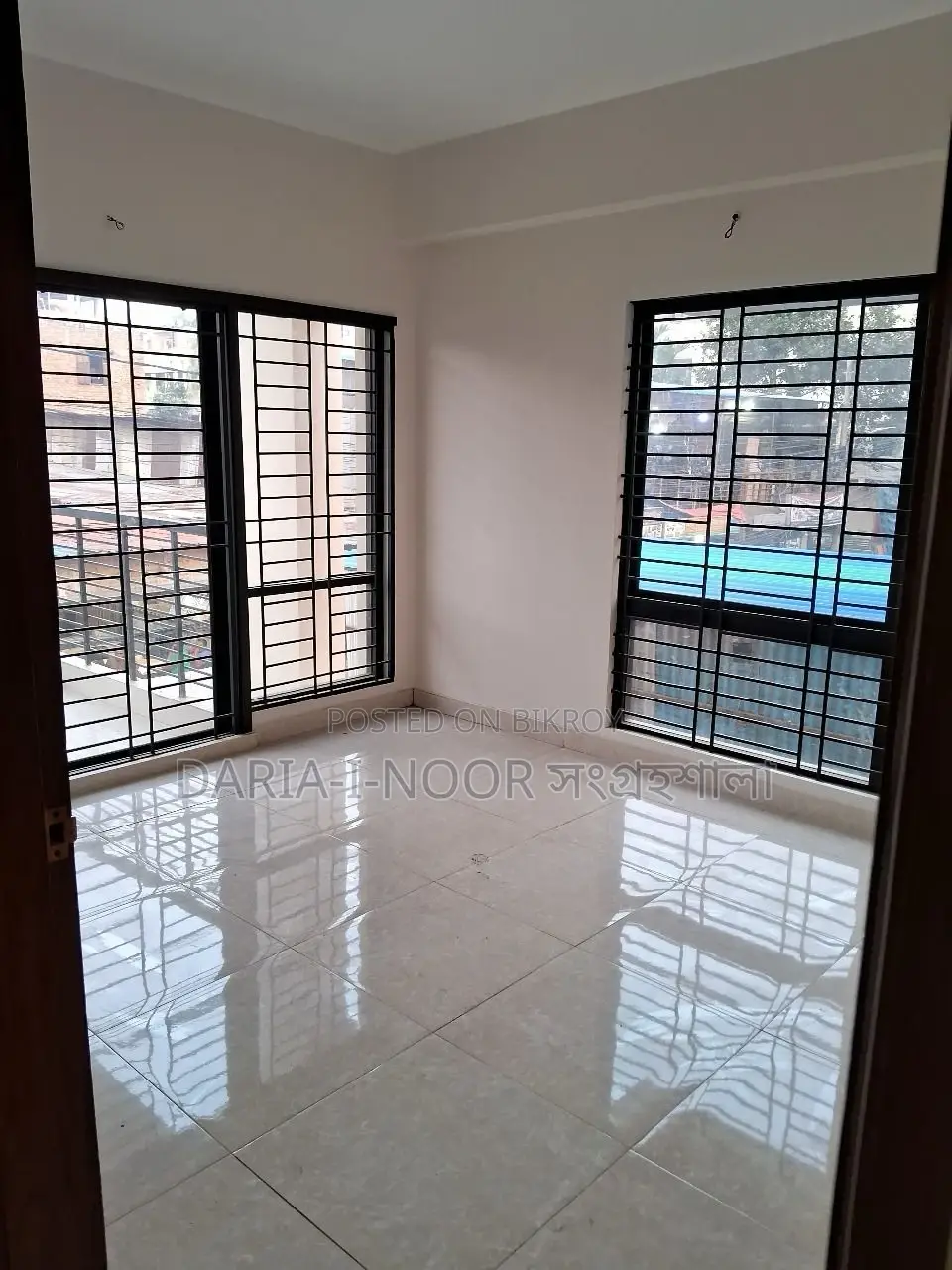 Brand New 4-Bed Front-Side Flat on the 4th Floor in Bashundhara H Block in Basundhara