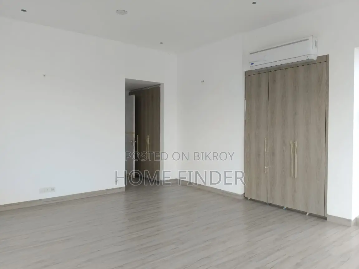 4Bed-3455 SqFt Semi Furnished Apartment Rent in Gulshan-2 in Gulshan