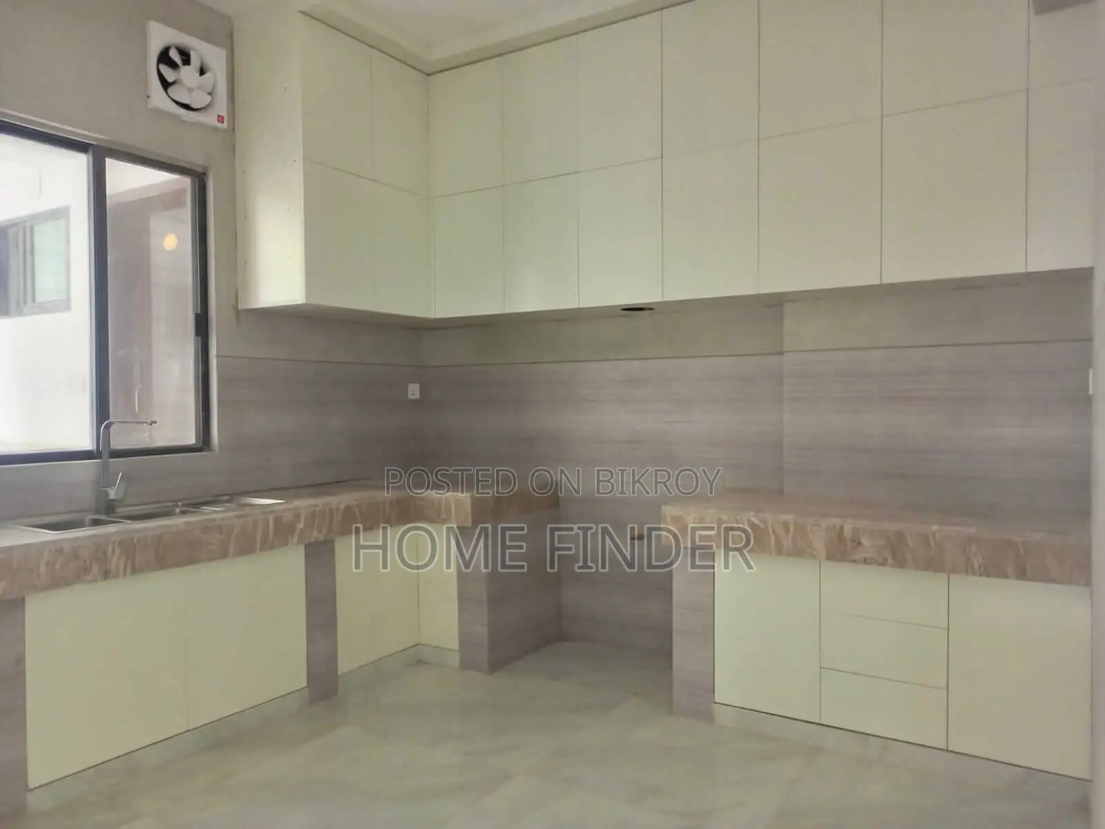 For Rent: A Nicely Constructed 5000 Sqft Flat in Gulshan in Gulshan