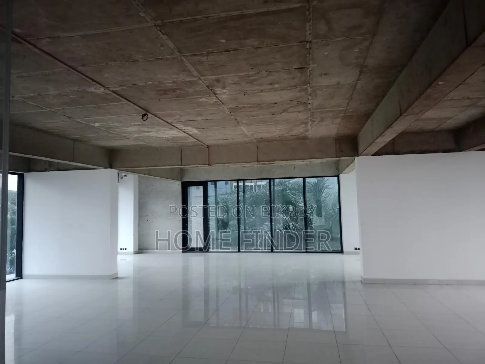 Exclusive 4300 Sqft Commercial Floor Rent In Gulshan Avenue in Gulshan