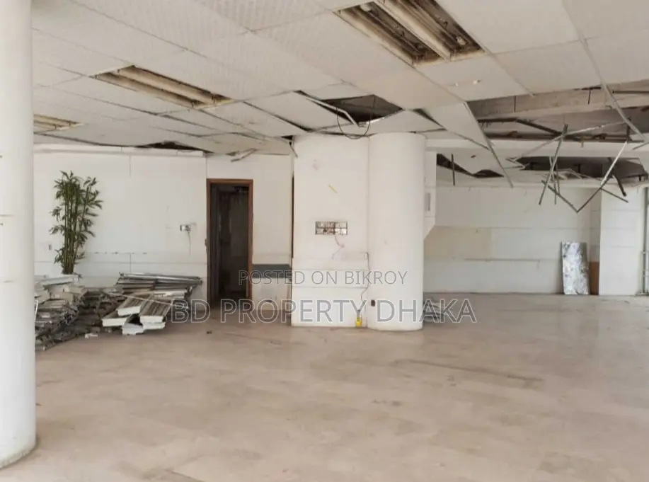 3300 Sqft Nice Commercial Space Rent In Gulshan Avenue in Gulshan