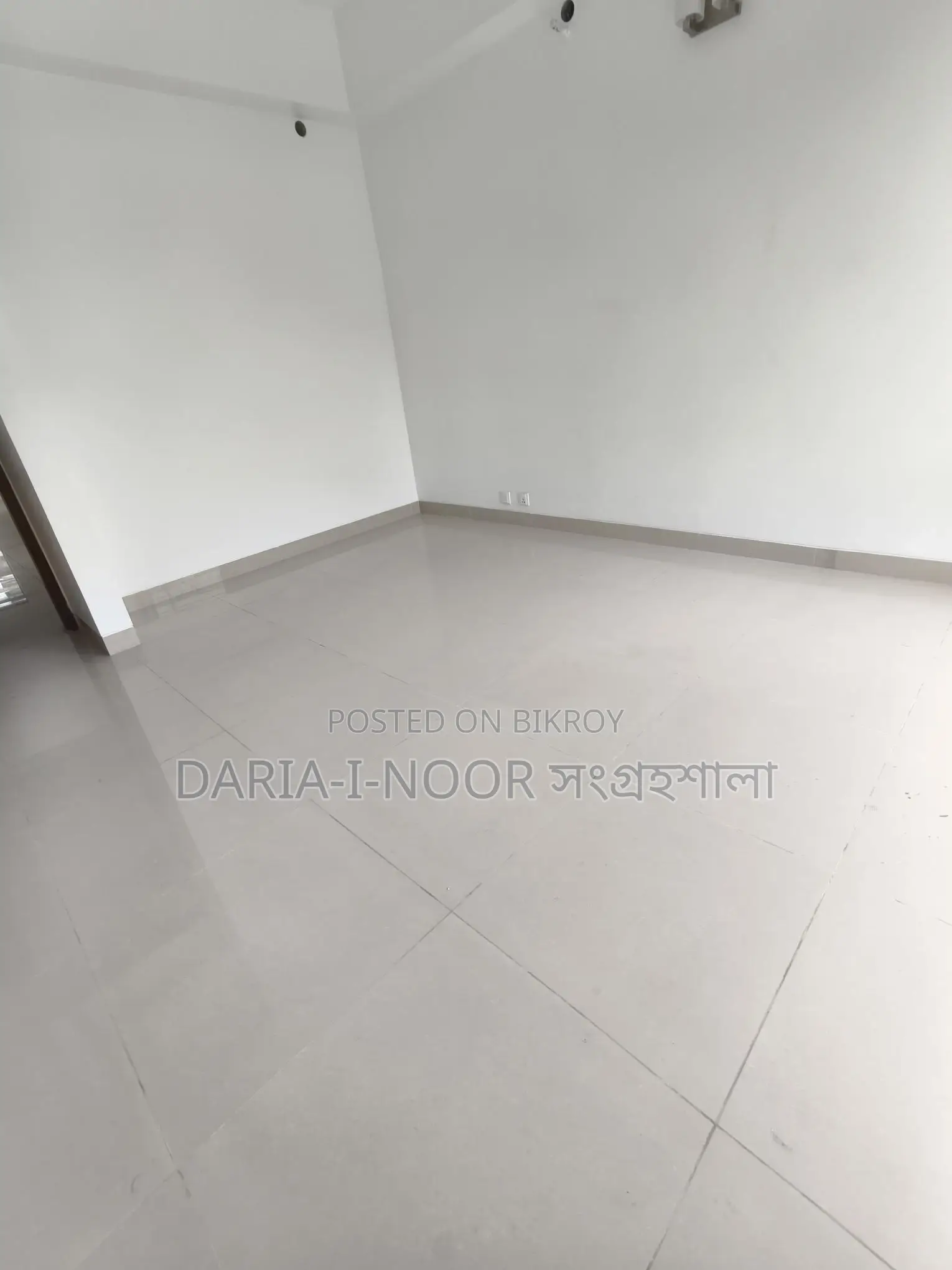 1850sft 3-bed south-facing used flat for sale @ Middle Badda in Badda