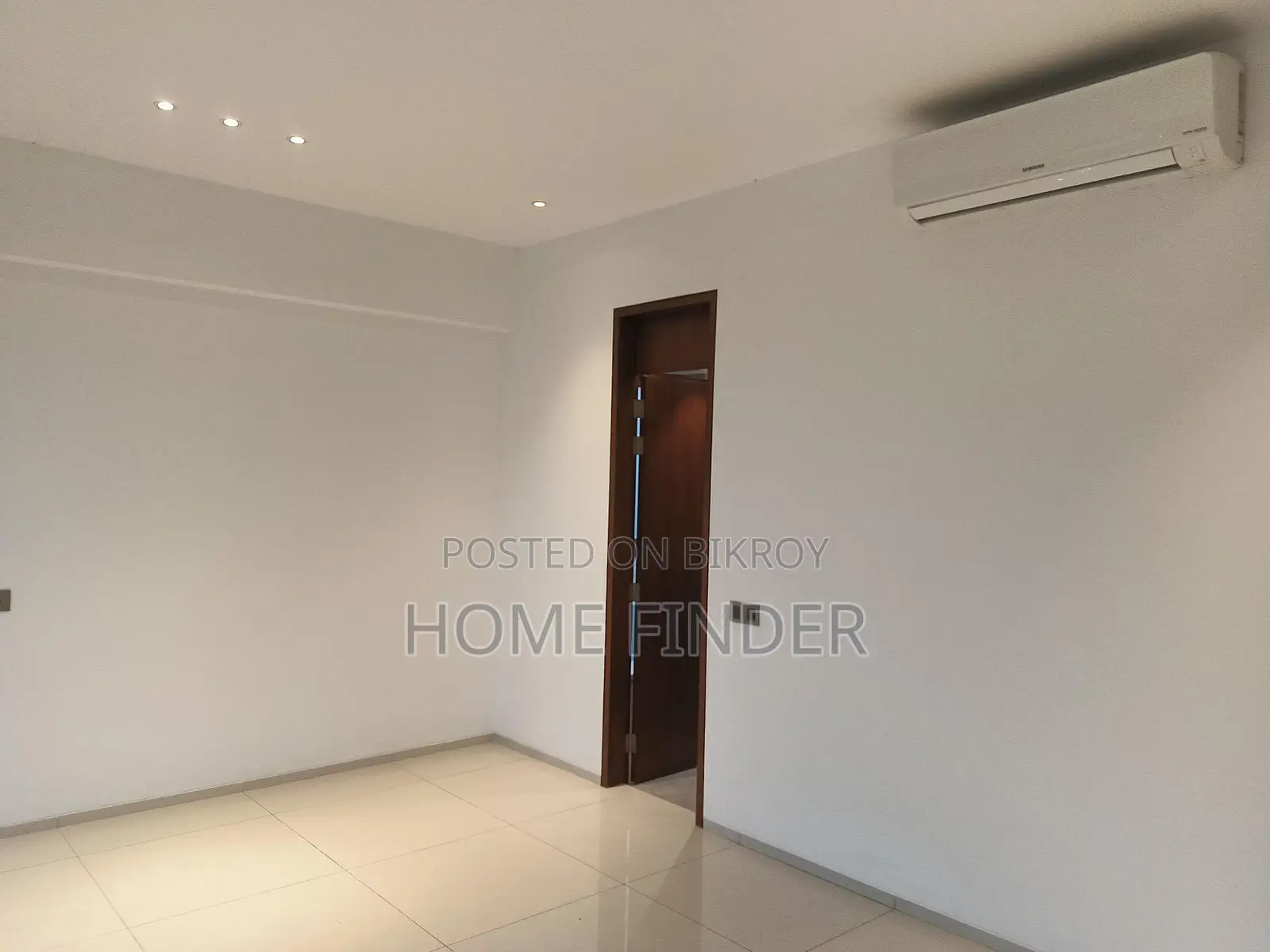 Find Your Desired Apartment at This 4220 Sq Ft Ready Flat Gulshan in Gulshan