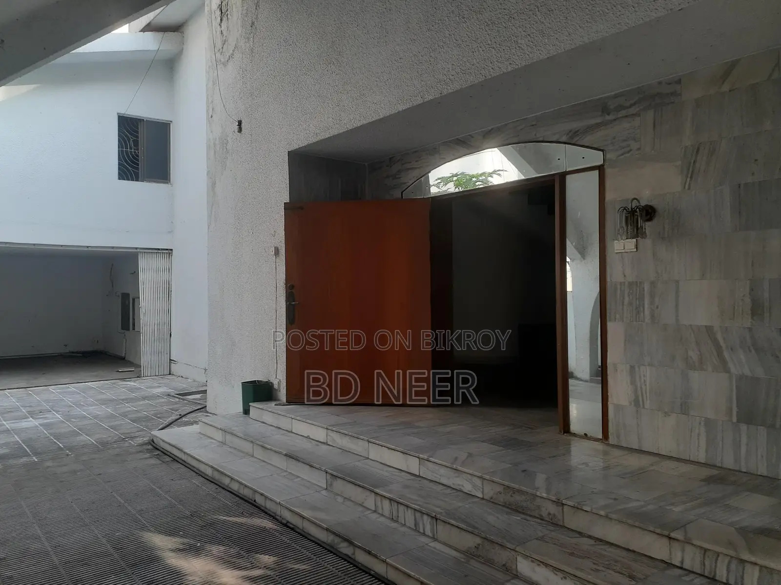 Duplex House For Rent in Baridhara Diplomat Area in Baridhara