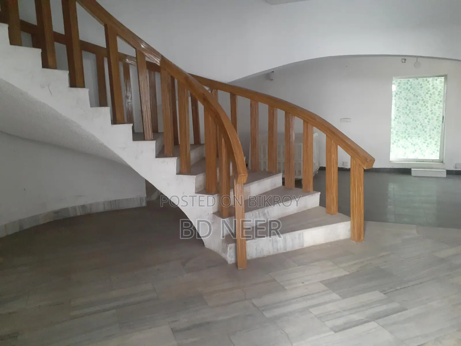 Duplex House For Rent in Baridhara Diplomat Area in Baridhara