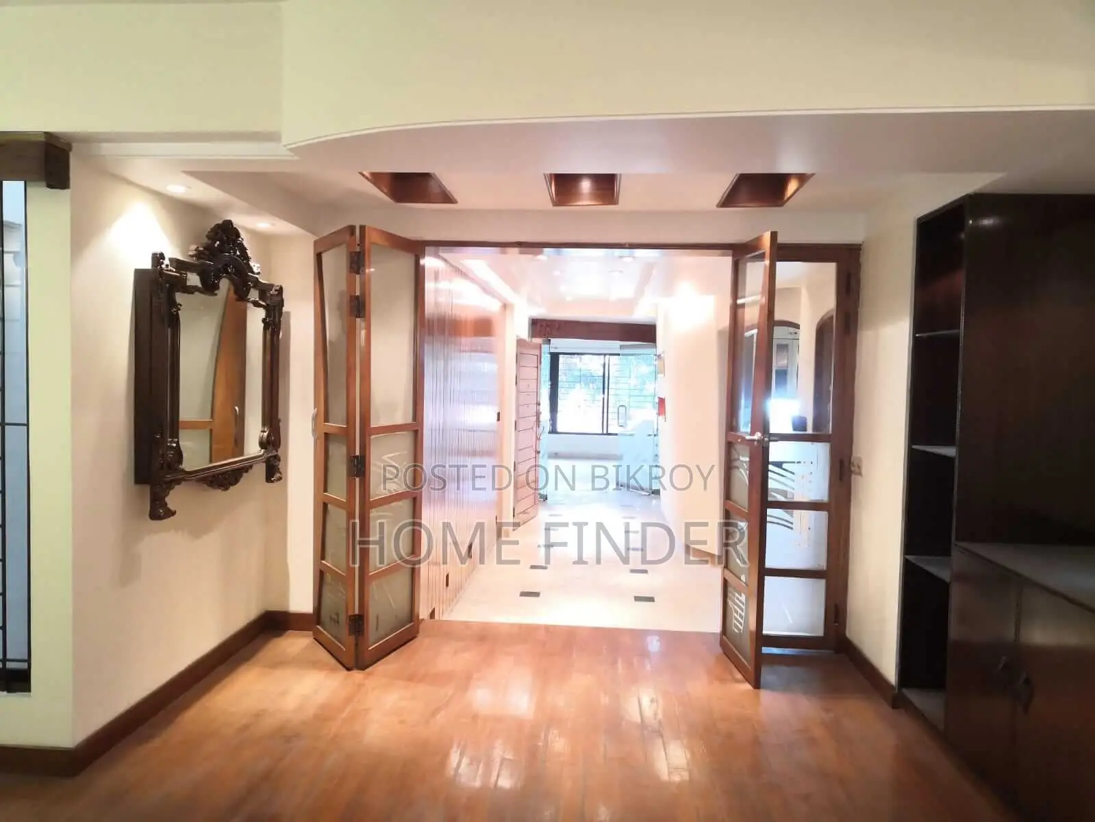 3850 Sqft Semi Furnished Apartment Rent In Gulshan 2 in Gulshan
