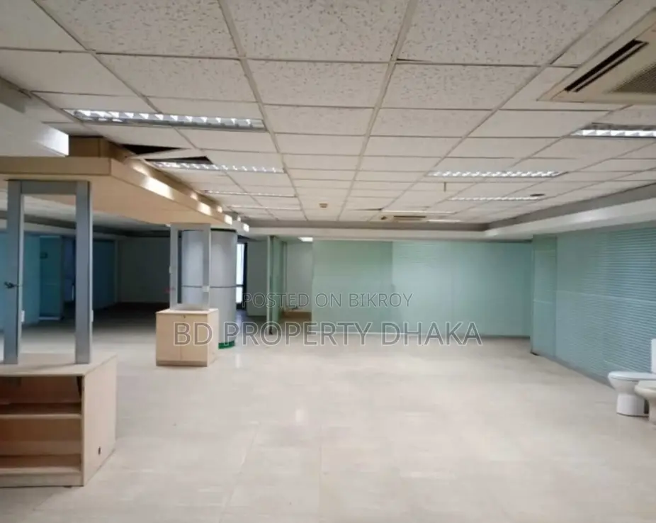 3130 Sqft Nice Building Open Commercial Space Rent In Gulshan in Gulshan