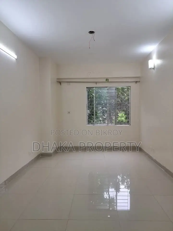 Un-Furnished 2800Sqft Apartment Rent in Gulshan in Gulshan