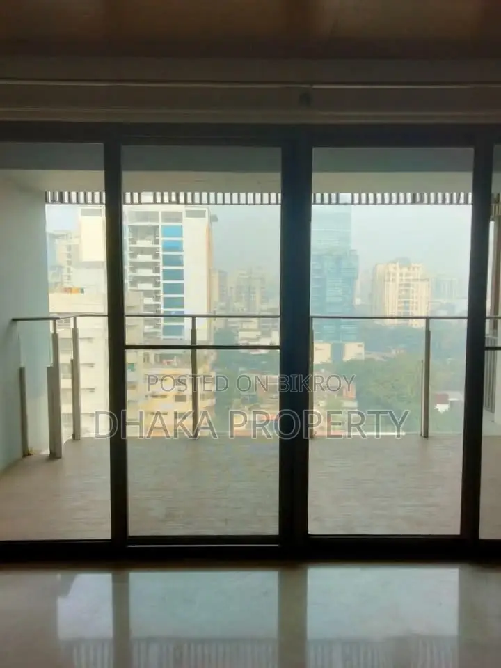 4000-Sqft Luxurious Apartment Rent in Gulshan Model Town Dhaka in Gulshan