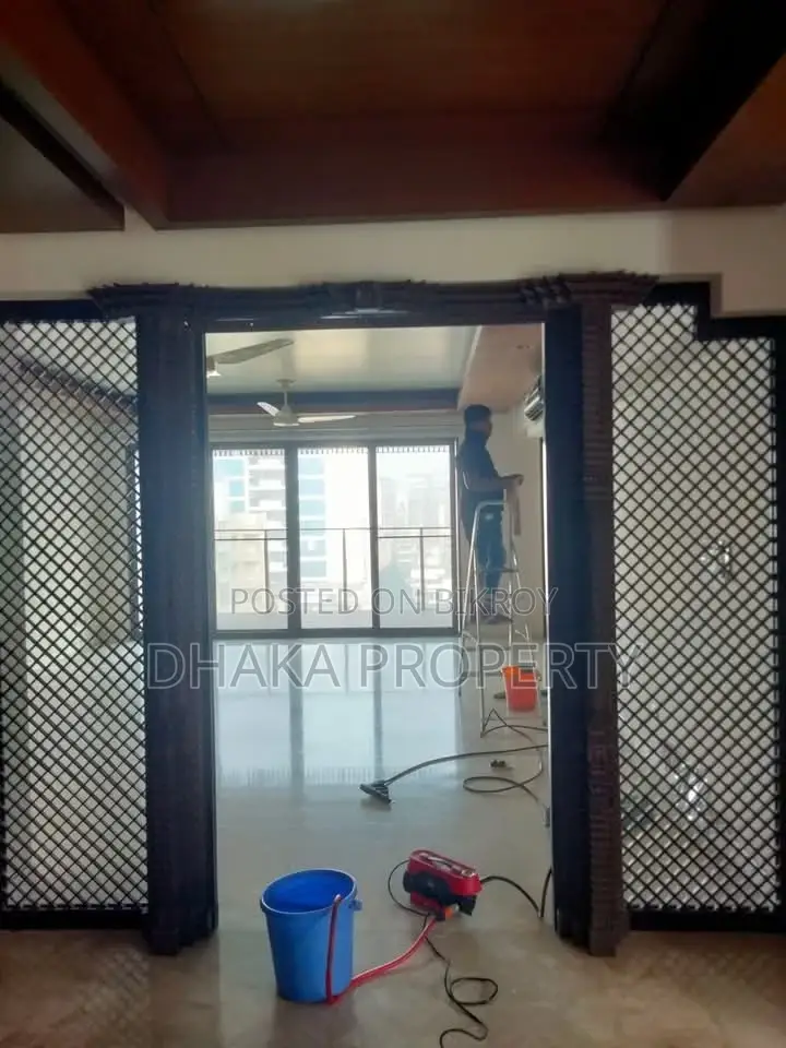 4000-Sqft Luxurious Apartment Rent in Gulshan Model Town Dhaka in Gulshan