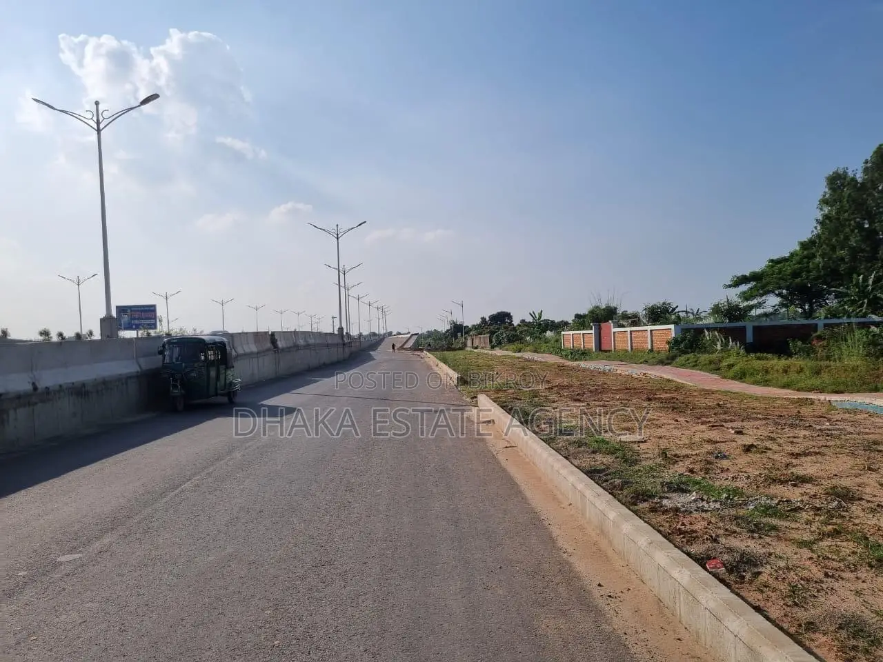 8 Katha Land on 100ft Madani Avenue in Badda