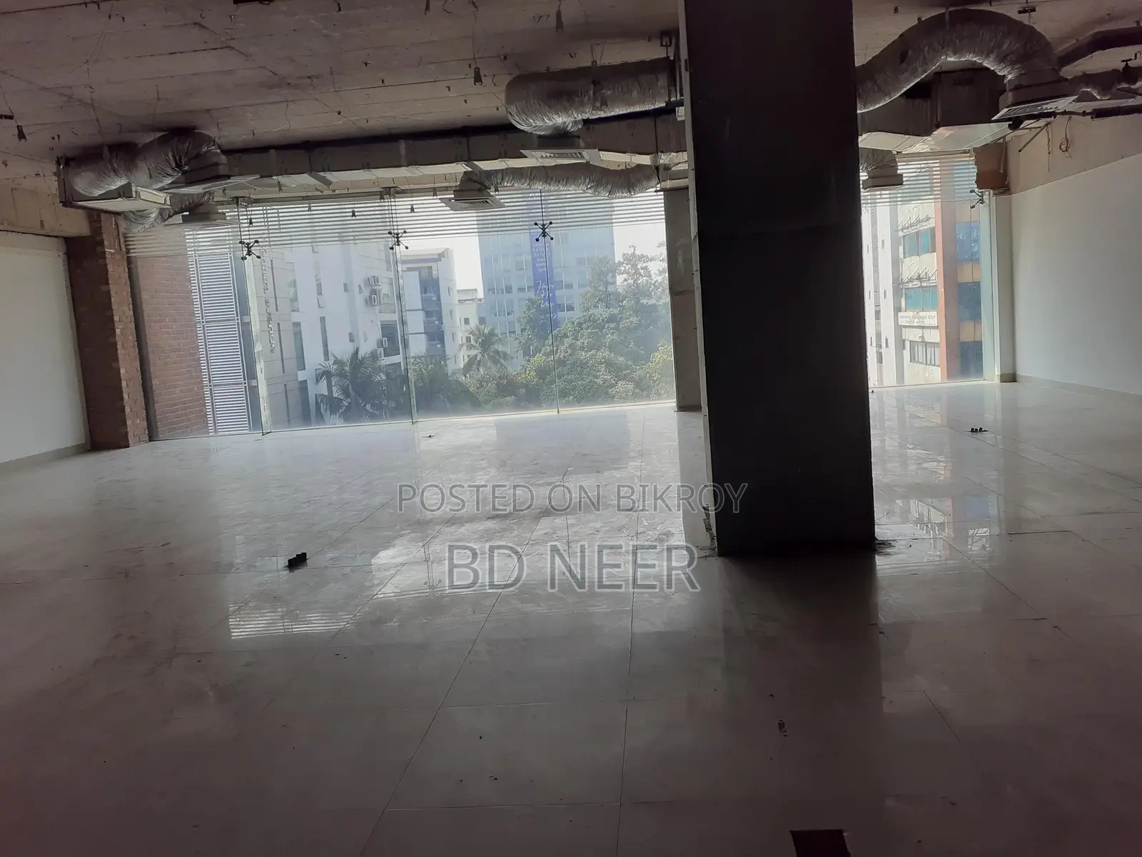 100 % Full Commercial 2000 Sqft Office Space Rent Gulshan Avenue in Gulshan