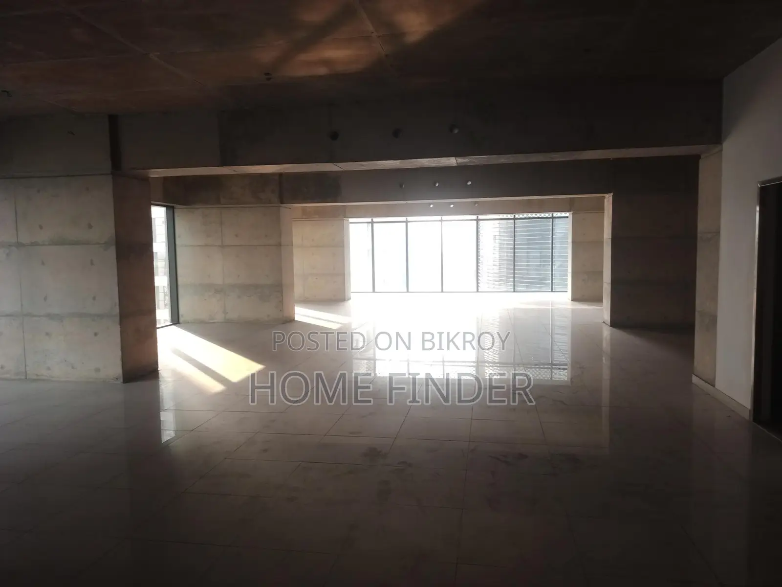 New Open Space Rent For (bank/office) 4000 SQFT in Gulshan