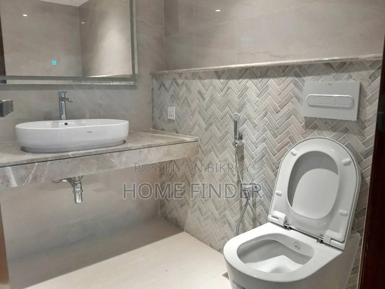Excellent Semi-Furnished Apartment: Rent @ Gulshan in Gulshan
