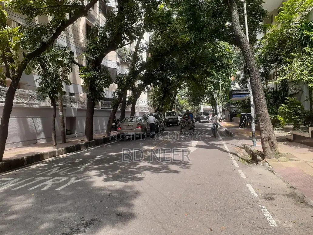 3 Storied House For Office Rent at Banani North Area in Gulshan