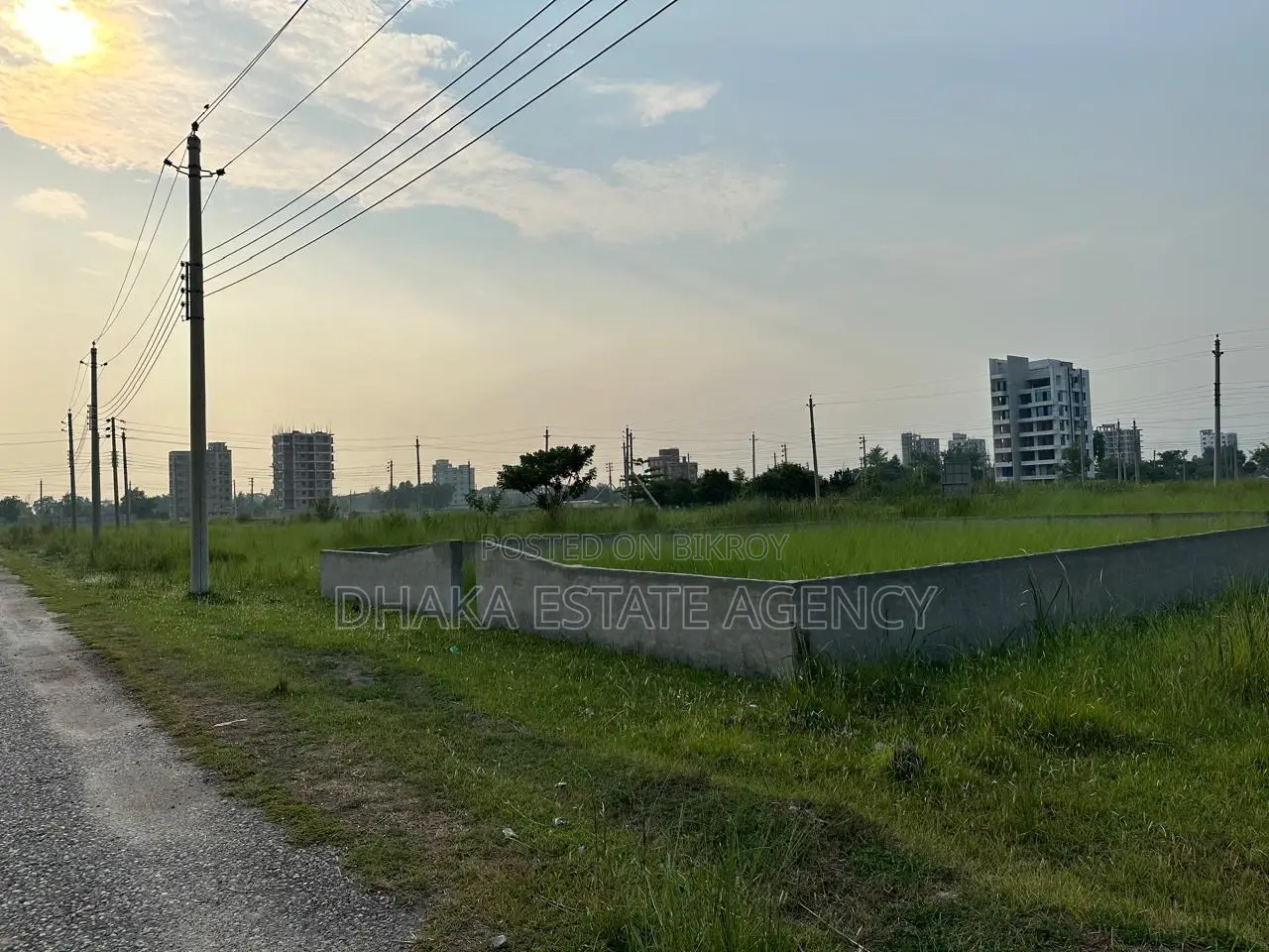 SECTOR 15D SOUTH FACING PLOT FOR SALE in Uttara