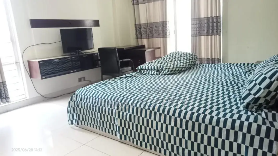 3Bed Furnish Apartment Rent At Gulshan Diplomatic Area in Gulshan