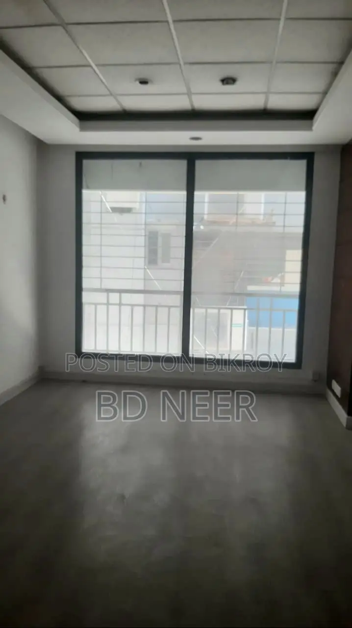 Residence Building 2500 SqFt 1st Floor For Office Rent in Banani in Banani