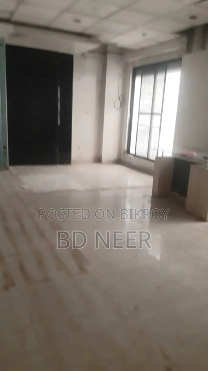 Residence Building 2500 SqFt 1st Floor For Office Rent in Banani in Banani