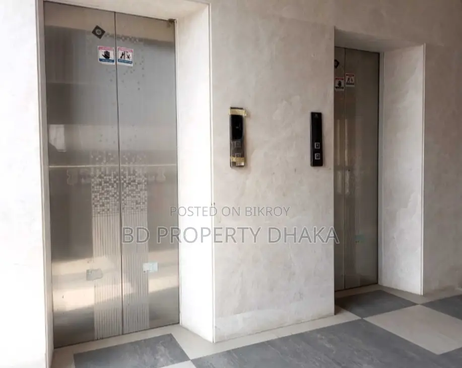 2660sft commercial open space for rent in Banani