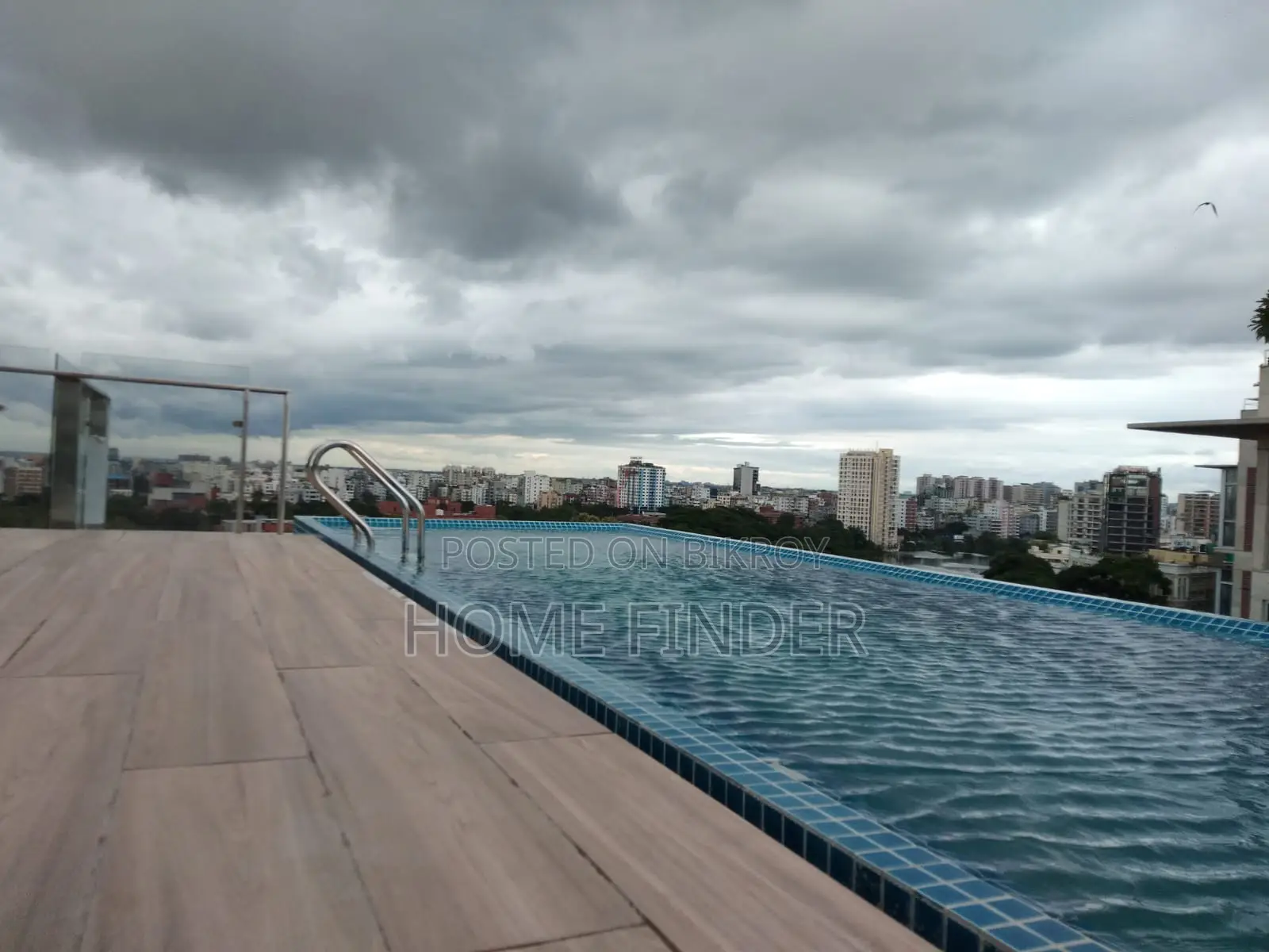 For Rental purpose beautiful 3900 SQFT flat is now up to Rent in Gulshan in Gulshan