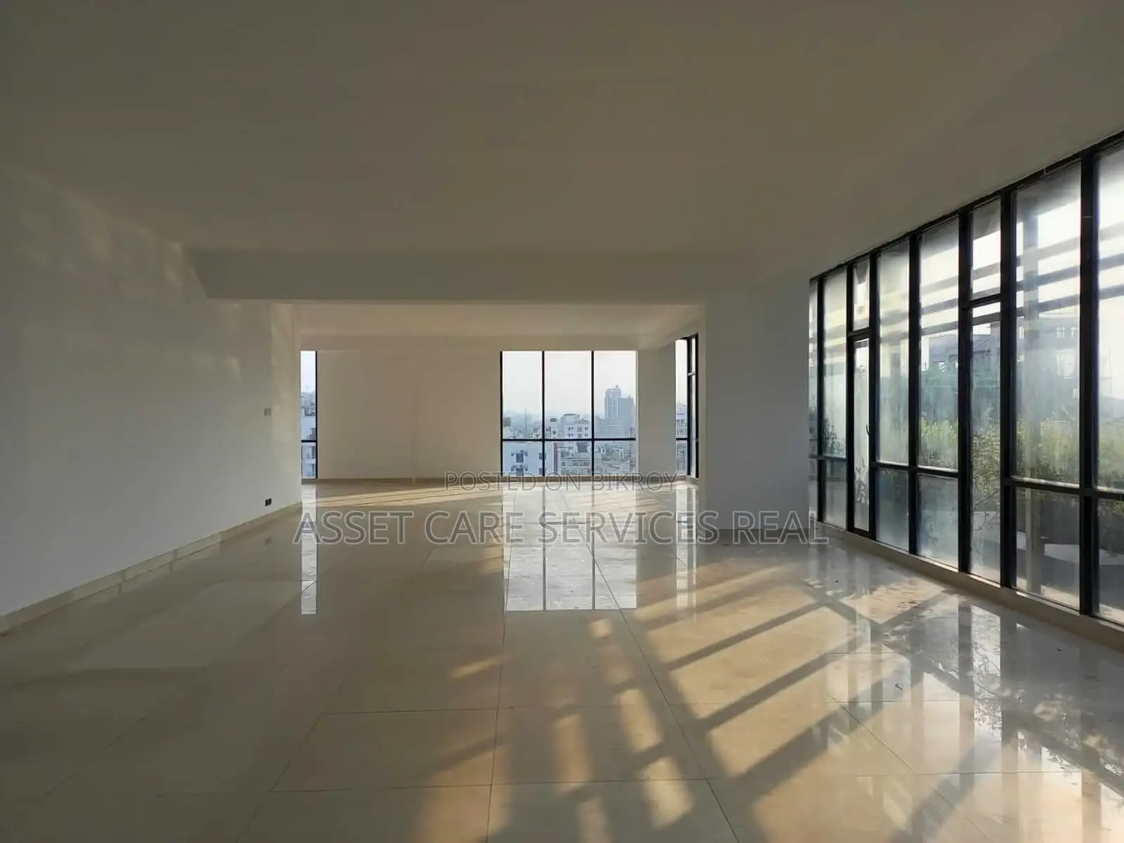 Banani Road-11 Brand New Commercial 2594-Sqft Open Space Rent in Banani