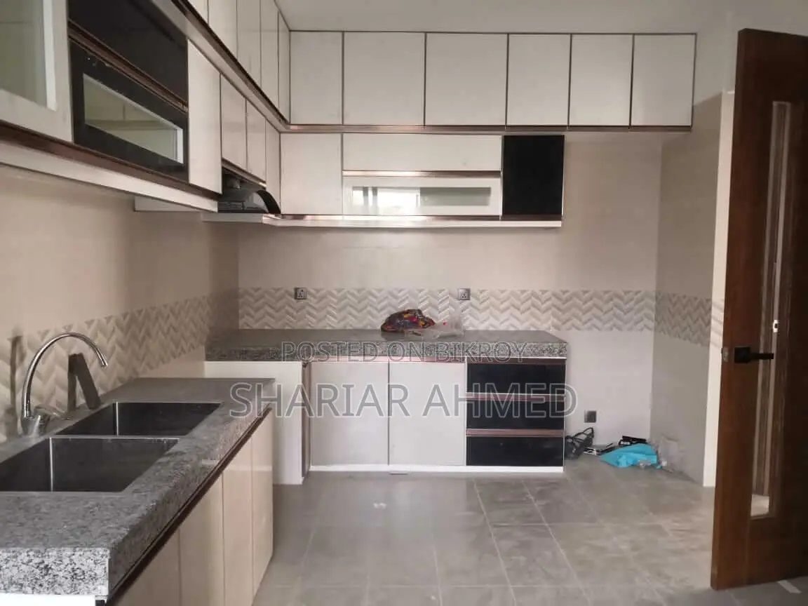 Excellent 4400 SqFt Available For Rent @ Gulshan (2) in Gulshan