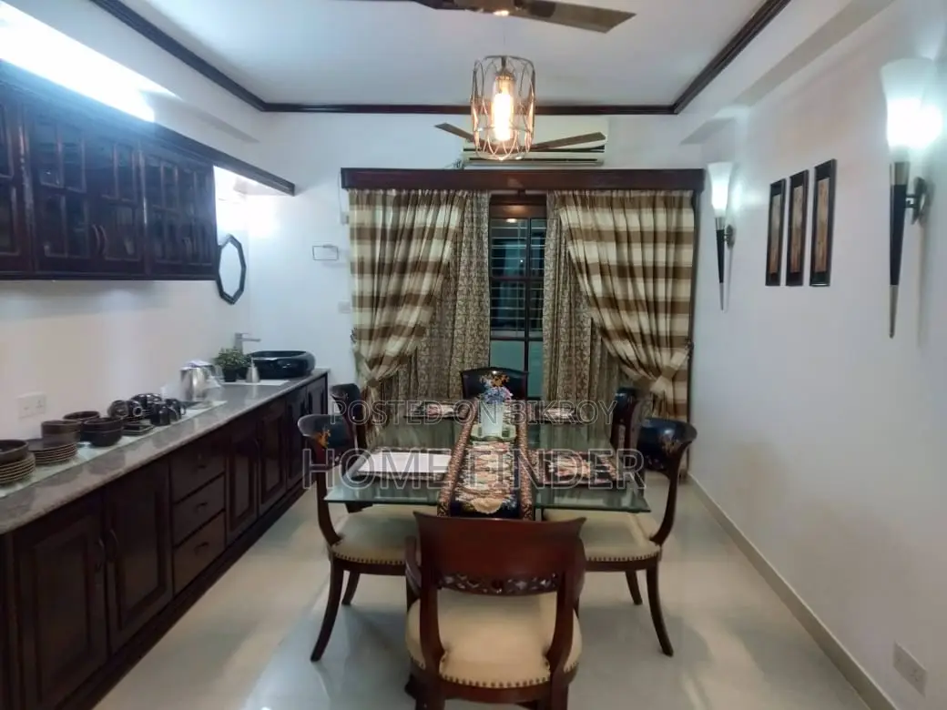 2440 Sqft Furnished Apartment For Rent in Gulshan-2 in Gulshan