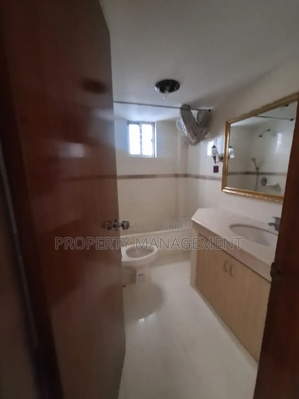 2000Sqft Apartment Rent Gulshan1&2Middle 3Bed 4Bath Nice View in Gulshan
