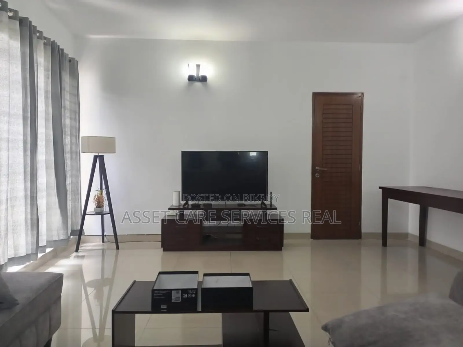 Fully Furnished Flat Rent @ Banani. in Banani