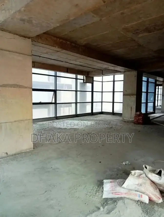100% Commercial (7500-Sqft) Open Sapce Rent in Gulshan Avenue in Gulshan