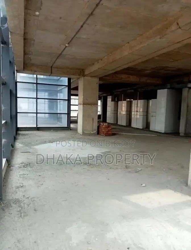 100% Commercial (7500-Sqft) Open Sapce Rent in Gulshan Avenue in Gulshan