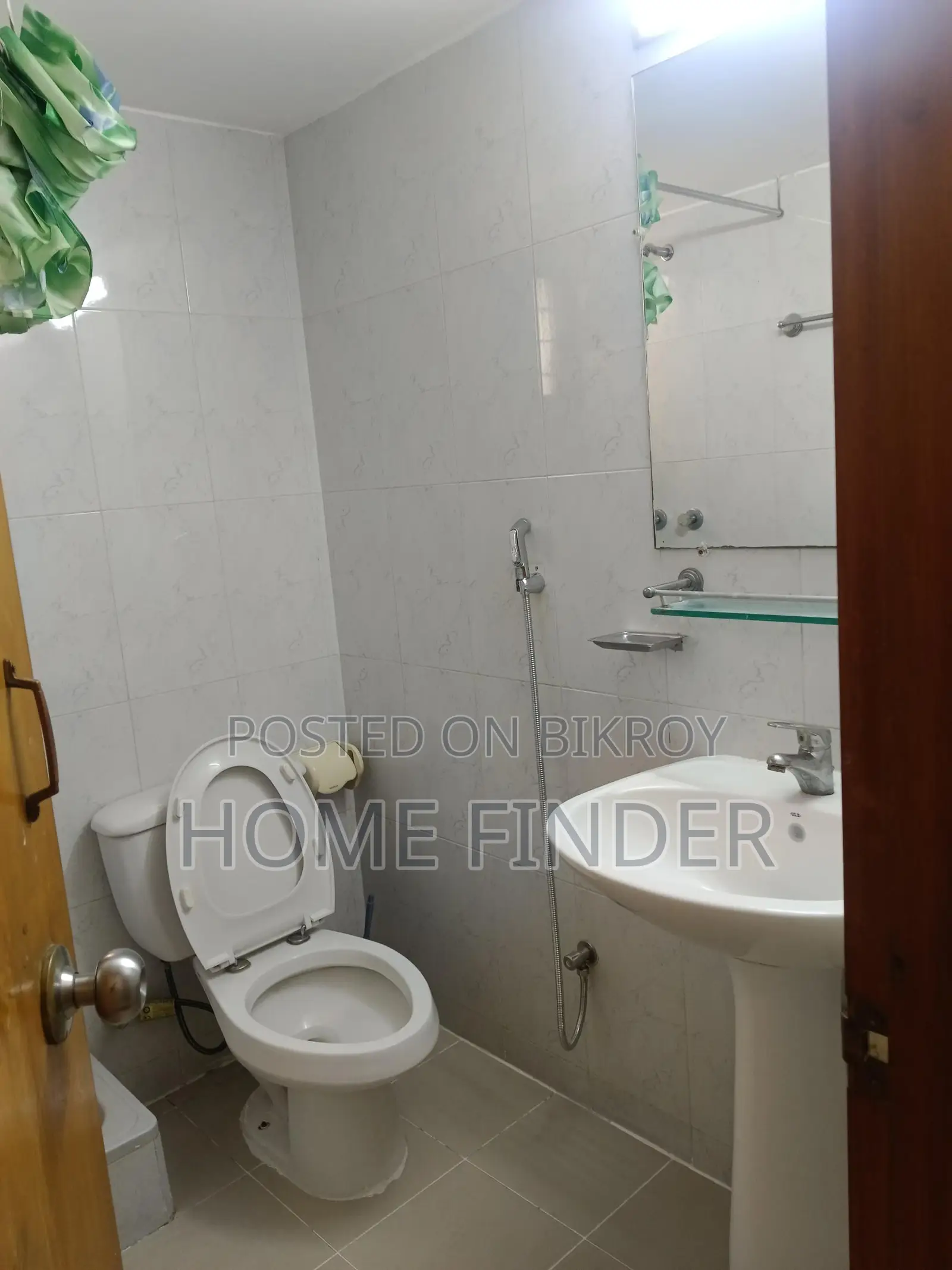 2300 Sqft FULL FURNISHED APARTMENT FOR RENT IN GULSHAN 2 in Gulshan
