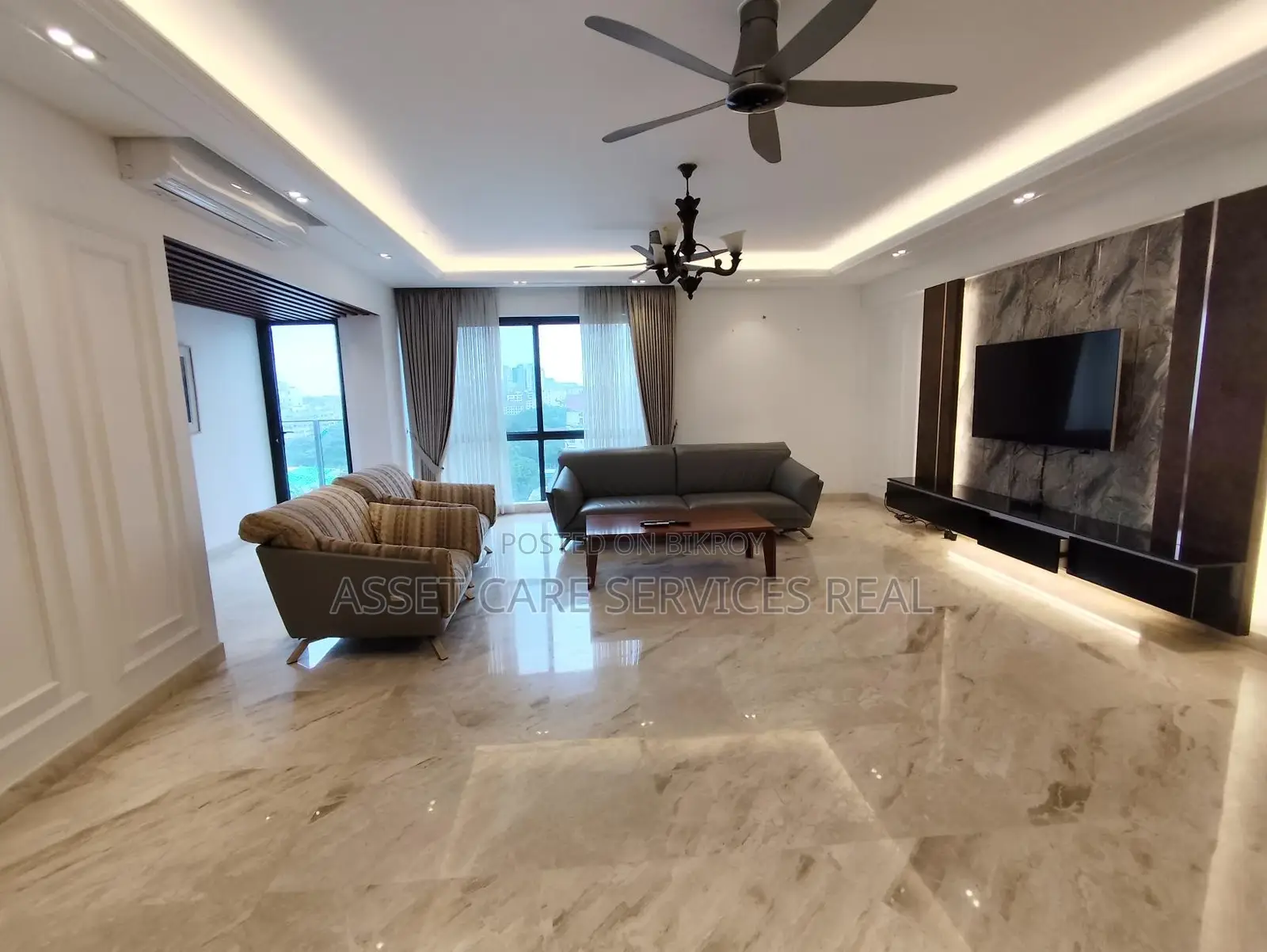 Shanta Luxurious Furnished Apartment for Rent in Baridhara Diplomatic Zone in Baridhara