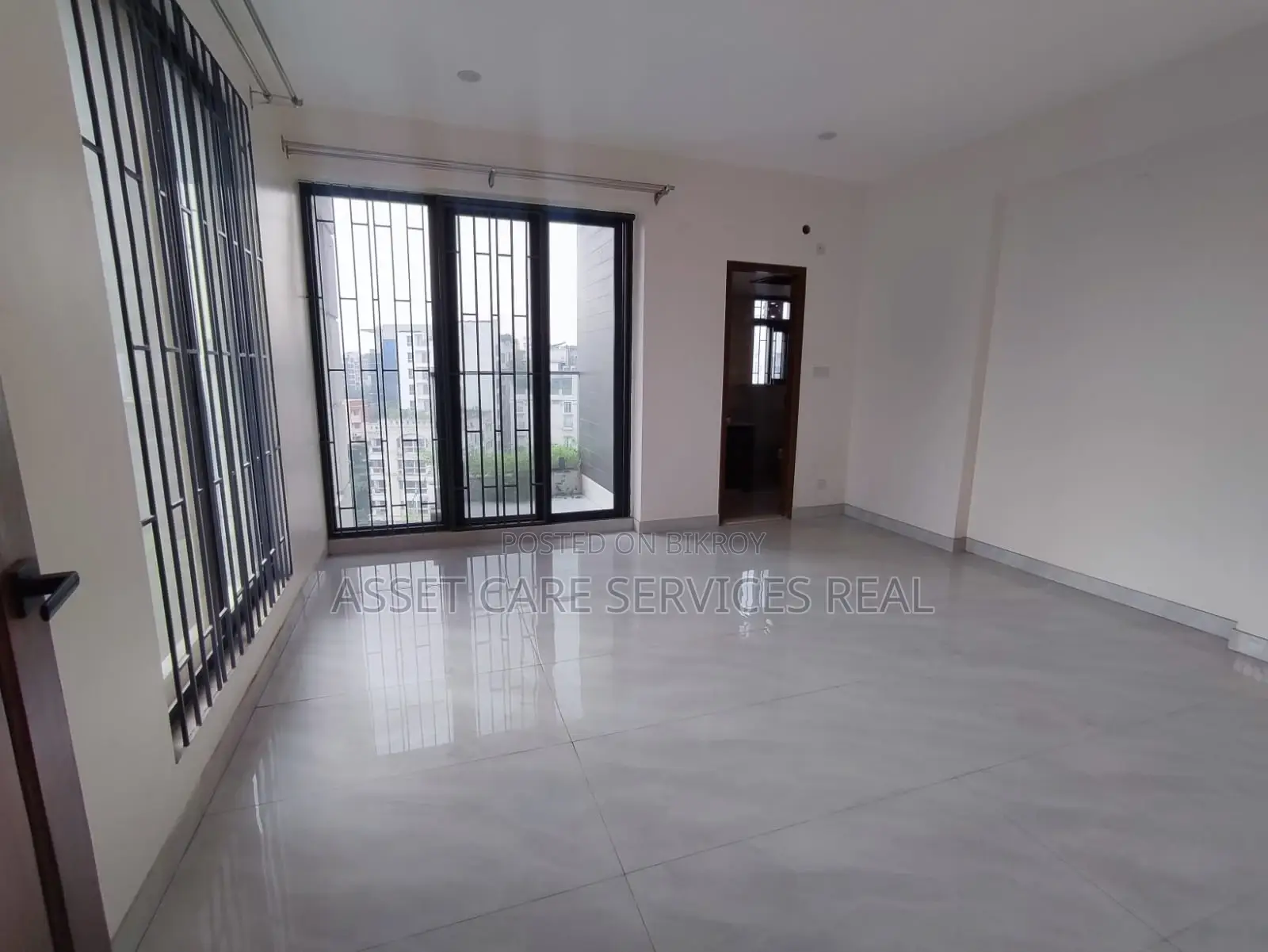 Gym-Pool Facilities New 4-Bed Un-Furnished Apartment for Rent in North Gulshan in Gulshan