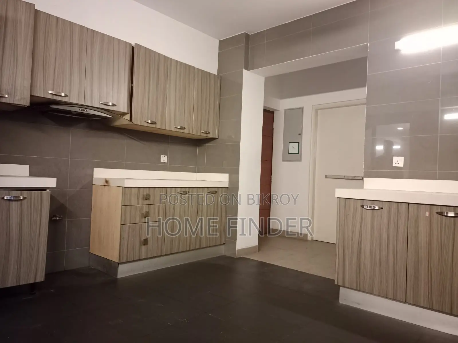 Swimming Pool-gym 3950 Sqft Apt: For Rent in Gulshan
