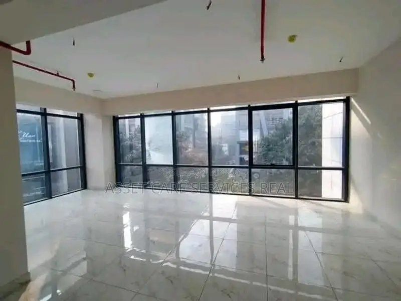 Road-11 Banani 2597-Sqft Brand-New Commercial Open Space Rent in Banani