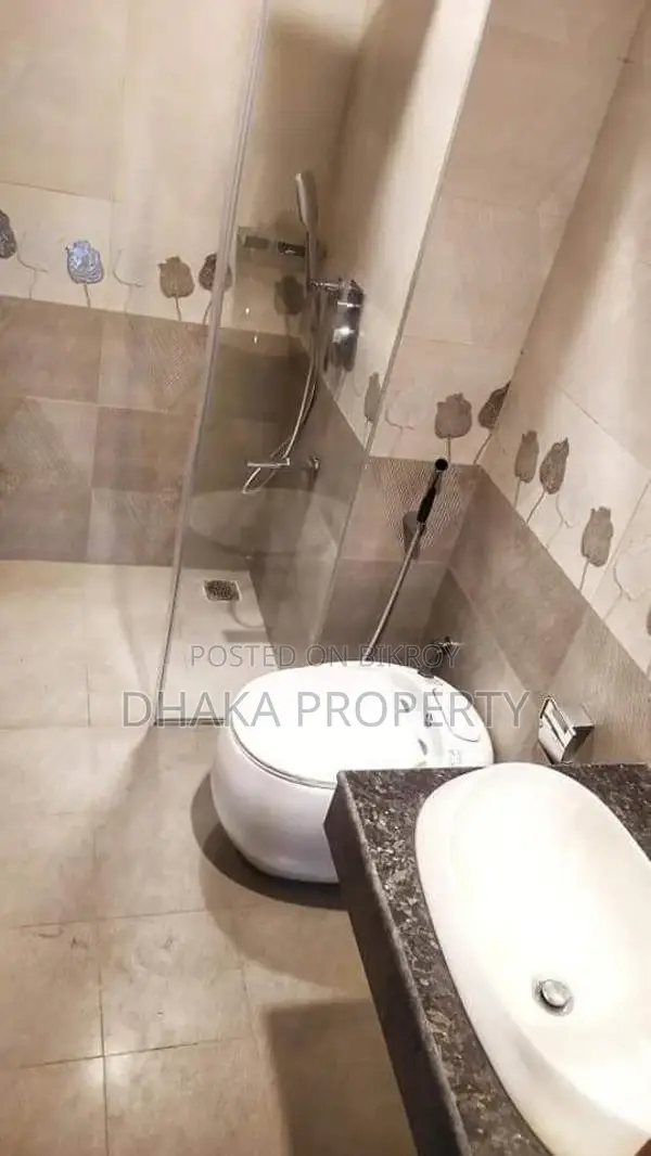 (Swimming pool -Gym) Luxurious Apartment Rent in Gulshan North in Gulshan