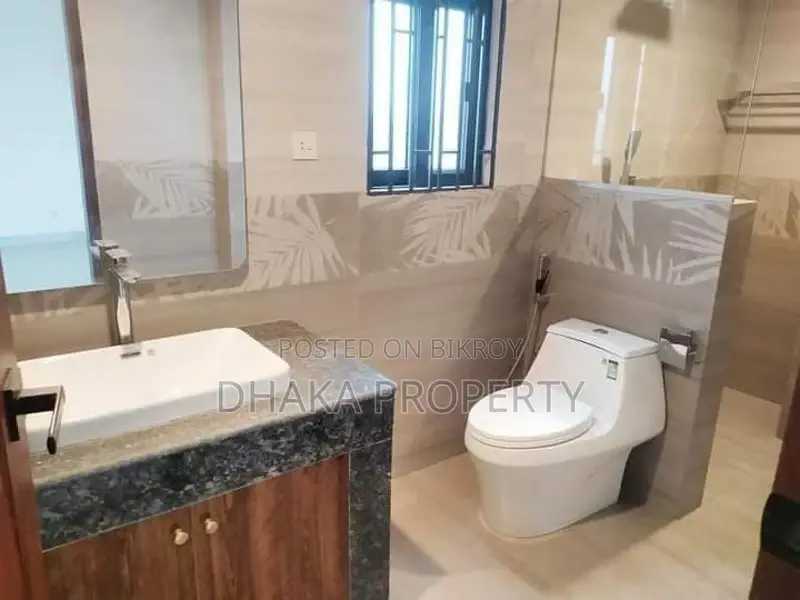 (Swimming pool -Gym) Luxurious Apartment Rent in Gulshan North in Gulshan