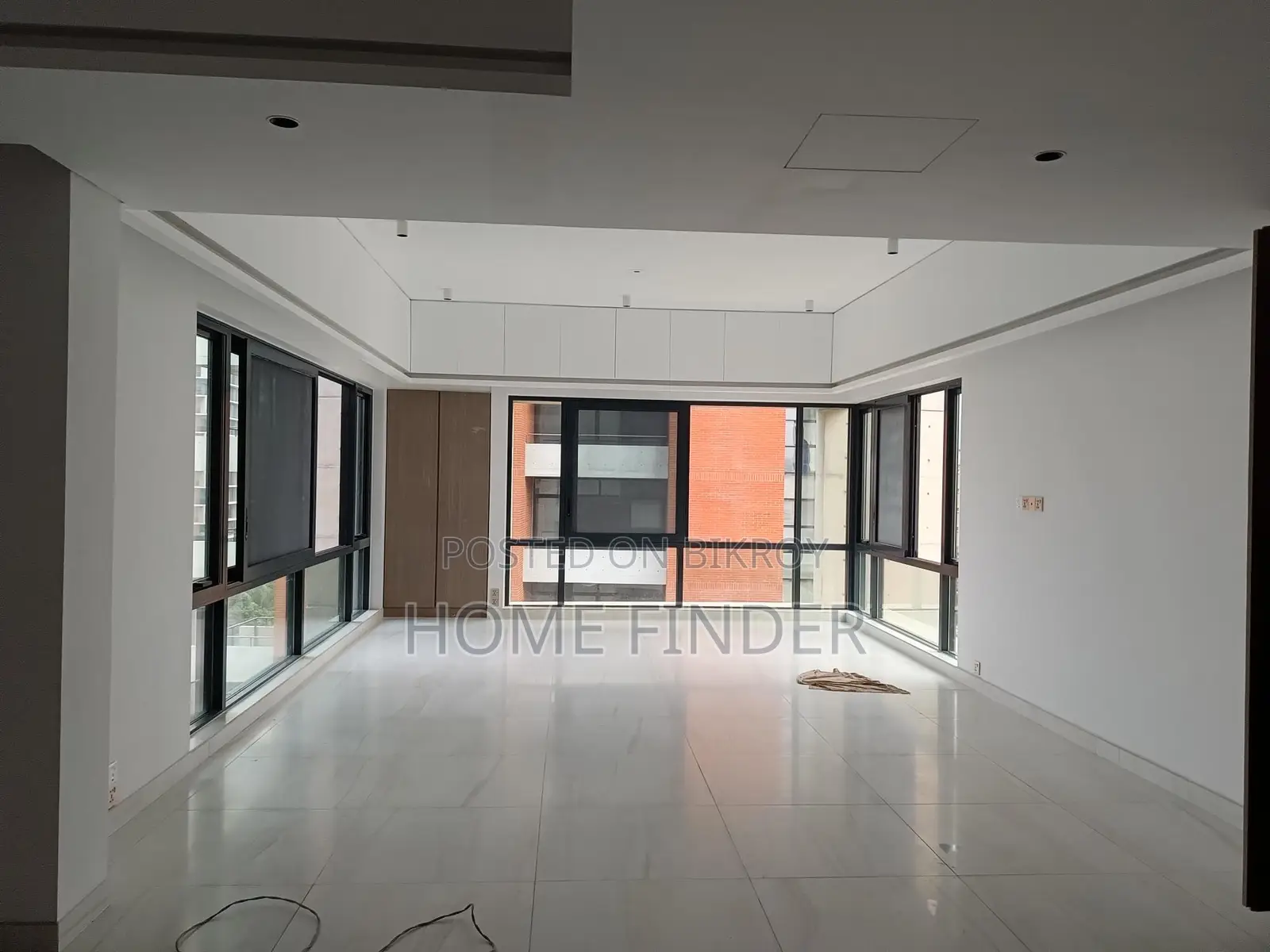 4600 SqFt (GYM-POOL) Semi-Furnished (7th Floor) Available For Rent in Gulshan 2 in Gulshan